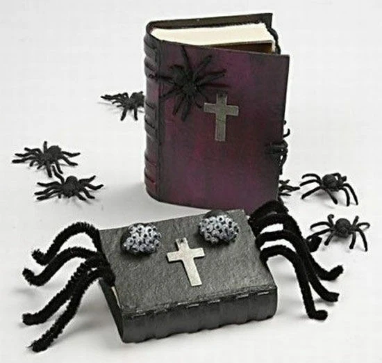 Boeken In Papier-mâché (2 Stuks) - Afbeelding 2